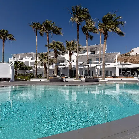 Mykonos Blanc - Preferred & אורנוס